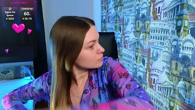 Lovella Lips online show from February 2025 11:32:02 AM