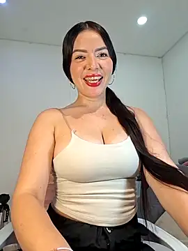 Anal Luucia online show from June 2026 01:37:02 PM