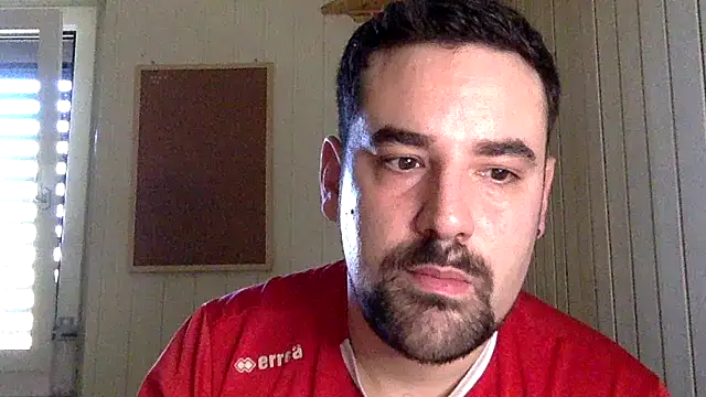 Snapshot of benjul63 chatting on March 2025 02:26:01 PM benjul63 online show from March 2025 02:26:01 PM