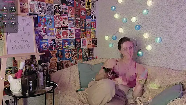 LittleLeen online show from December 2024 09:29:02 PM