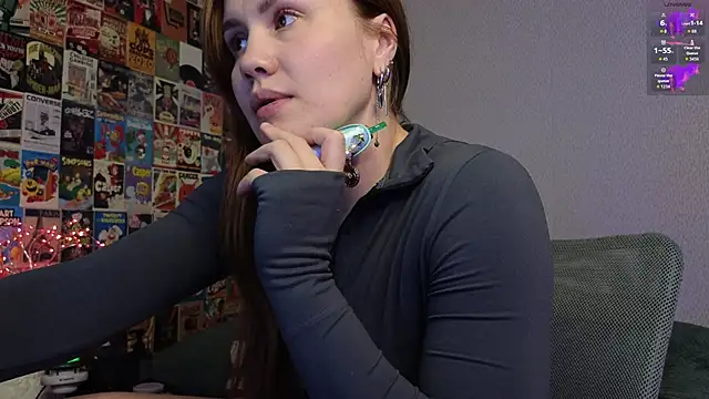 LittleLeen online show from December 2025 06:03:01 PM