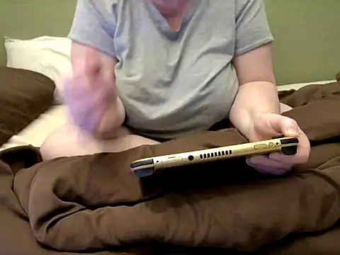 MarthaBriest online show from March 2026 02:06:02 AM