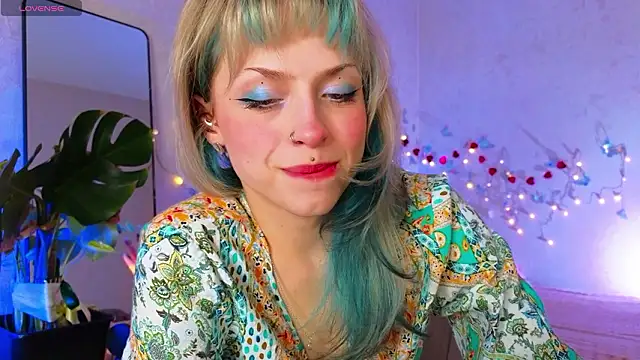 lavenderluxe online show from February 2026 12:01:02 PM