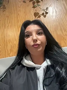 Snapshot of Tisha_Busty chatting on March 2025 02:32:02 PM Tisha Busty online show from March 2025 02:32:02 PM