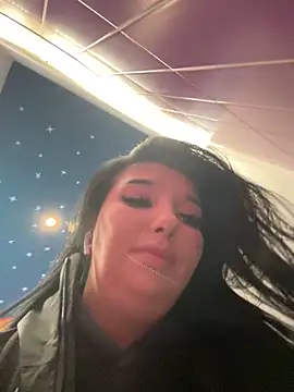 Tisha Busty online show from November 2025 01:11:02 PM