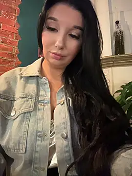 Tisha Busty online show from June 2026 11:59:01 AM