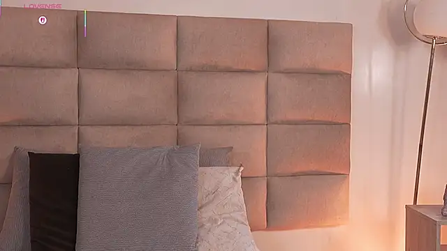 Snapshot of emma_brooks1 chatting on October 2025 07:49:02 PM emma brooks1 online show from October 2025 07:49:02 PM