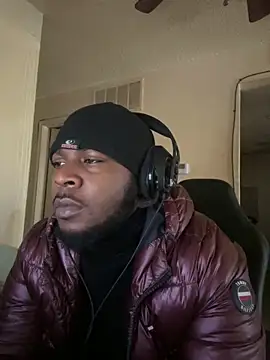 Snapshot of TheOfficialTwanDaDon chatting on January 2025 06:14:01 PM TheOfficialTwanDaDon online show from January 2025 06:14:01 PM