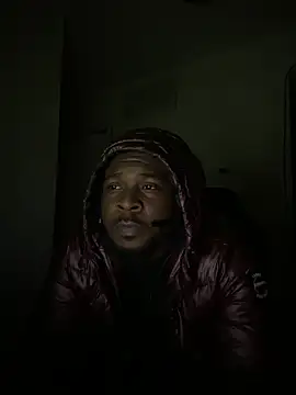 Snapshot of TheOfficialTwanDaDon chatting on January 2025 06:07:01 AM TheOfficialTwanDaDon online show from January 2025 06:07:01 AM