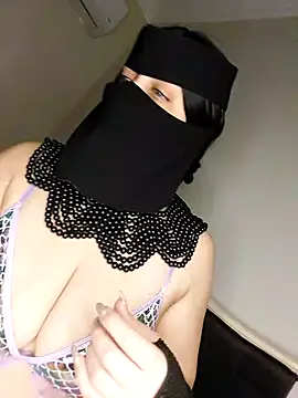 Snapshot of -Arab_milf- chatting on March 2025 06:16:02 AM -Arab milf- online show from March 2025 06:16:02 AM