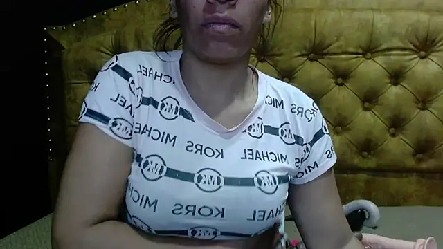 NathaliaSmith3x online show from February 2025 03:24:01 AM