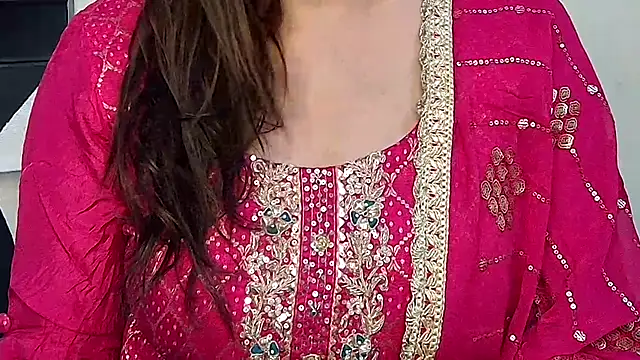 MIss-Naina online show from October 2025 07:23:02 AM