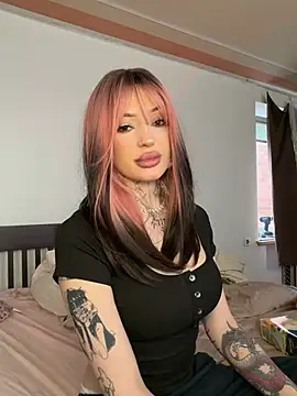 Snapshot of madelinexx chatting on March 2026 10:51:01 AM madelinexx online show from March 2026 10:51:01 AM