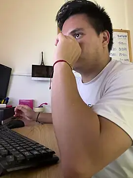 ahntony  69 online show from May 2026 03:29:02 PM