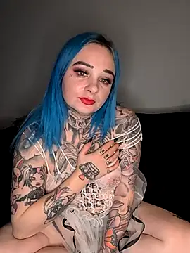 Snapshot of Alissabluesc chatting on October 2025 09:34:01 PM Alissabluesc online show from October 2025 09:34:01 PM