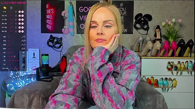 HannaKorsak online show from January 2025 08:43:01 PM