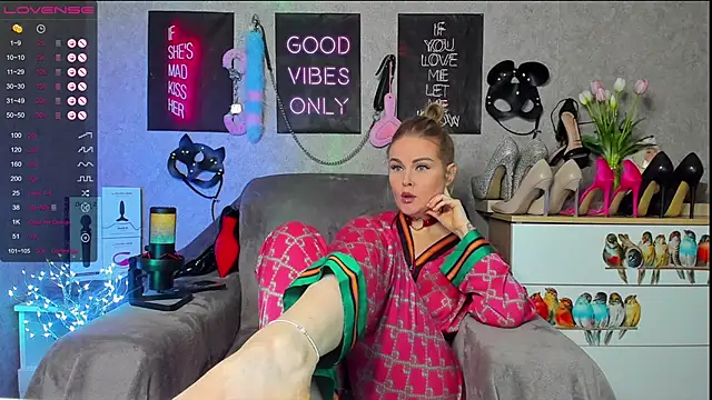 HannaKorsak online show from February 2025 06:53:01 PM