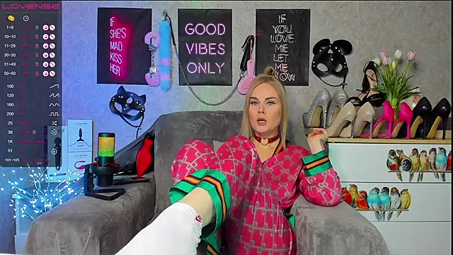 HannaKorsak online show from March 2025 12:27:02 PM