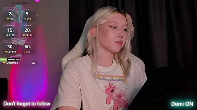 takeyourmolly online show from December 2024 04:36:01 PM