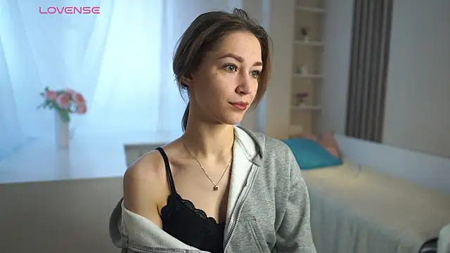 RennieLewis online show from September 2025 03:19:02 AM