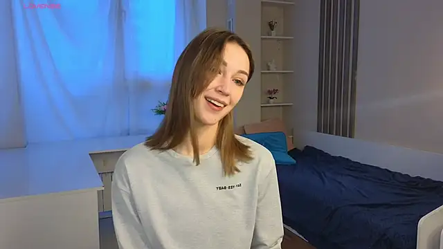 RennieLewis online show from October 2025 03:29:02 AM