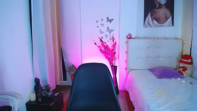 vane 19 online show from February 2025 04:25:02 PM