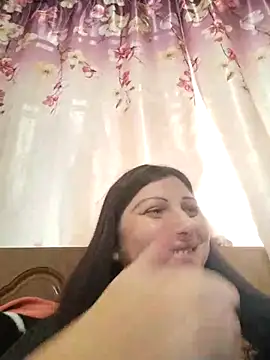 Snapshot of LyxBabyLove chatting on March 2025 11:07:02 AM LyxBabyLove online show from March 2025 11:07:02 AM