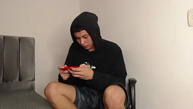 Snapshot of alex-lover chatting on March 2025 05:24:02 AM alex-lover online show from March 2025 05:24:02 AM