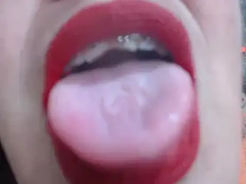 Snapshot of mom_son_dirty chatting on October 2025 02:08:01 PM mom son dirty online show from October 2025 02:08:01 PM