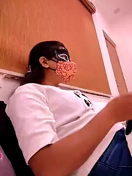 Snapshot of Palak_4u chatting on December 2024 03:58:01 AM Palak 4u online show from December 2024 03:58:01 AM