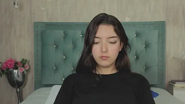 Snapshot of Marcelaa_fox chatting on October 2025 08:31:01 PM Marcelaa fox online show from October 2025 08:31:01 PM