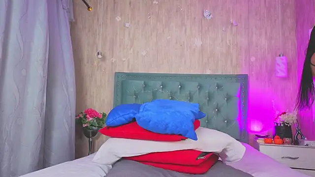 Marcelaa fox online show from November 2025 09:14:01 PM