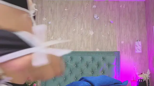 Marcelaa fox online show from November 2025 08:49:01 PM