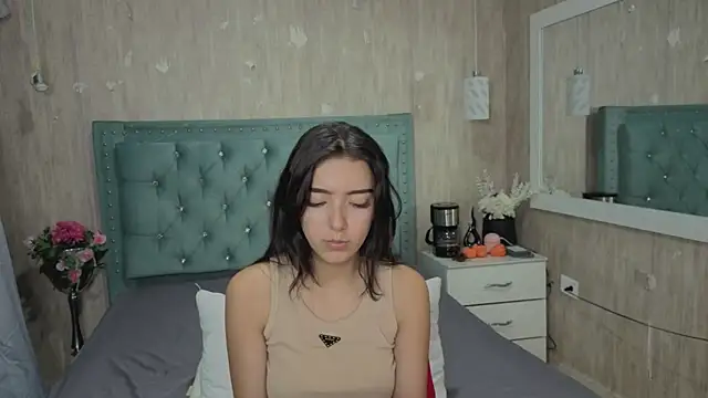 Marcelaa fox online show from April 2026 08:26:02 PM