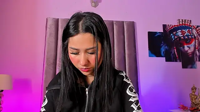 Snapshot of Isabella_Flowers chatting on April 2026 05:08:02 AM Isabella Flowers online show from April 2026 05:08:02 AM