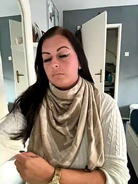 vanessaNL online show from October 2025 04:47:02 PM