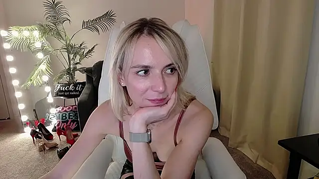 YourMarthaMayer online show from February 2025 03:05:01 PM