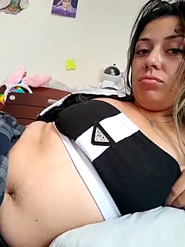 Snapshot of Sweel_Leyva18 chatting on October 2025 08:31:01 PM Sweel Leyva18 online show from October 2025 08:31:01 PM