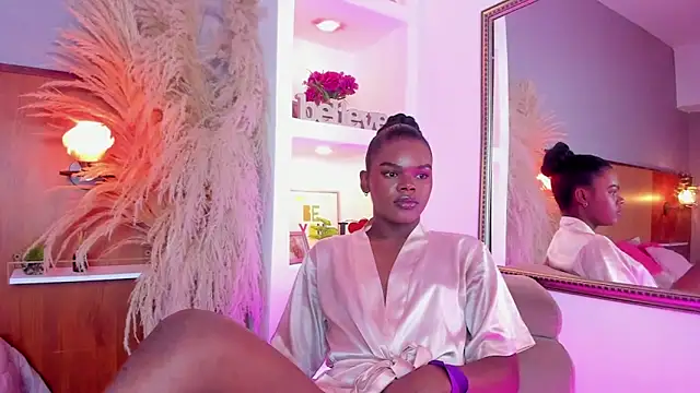 CamiEstrada online show from February 2025 08:58:01 PM