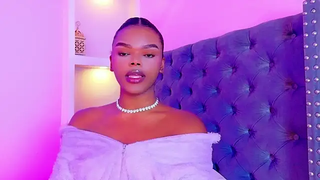 CamiEstrada online show from December 2025 02:17:01 AM