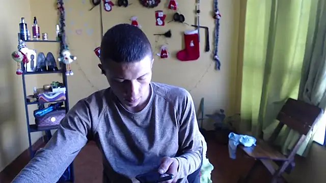 Snapshot of smith_lechosoxxx chatting on December 2025 12:36:02 PM smith lechosoxxx online show from December 2025 12:36:02 PM