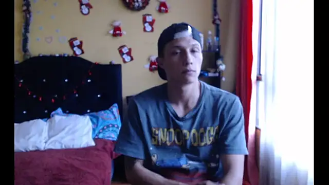 Snapshot of smith_lechosoxxx chatting on December 2025 10:27:01 PM smith lechosoxxx online show from December 2025 10:27:01 PM