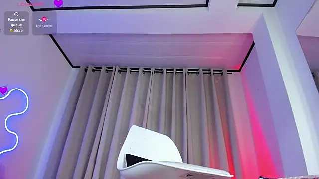 Snapshot of Mackensy_sweett chatting on March 2026 05:04:02 AM Mackensy sweett online show from March 2026 05:04:02 AM