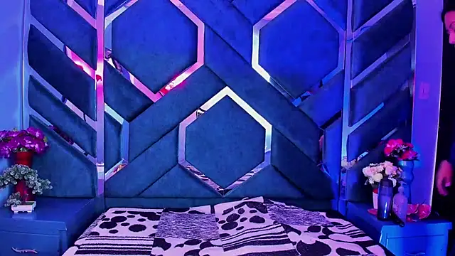 slut anal  online show from January 2025 01:07:01 PM