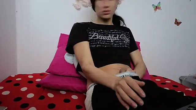 Snapshot of Safiro_Queen chatting on December 2025 11:26:02 AM Safiro Queen online show from December 2025 11:26:02 AM