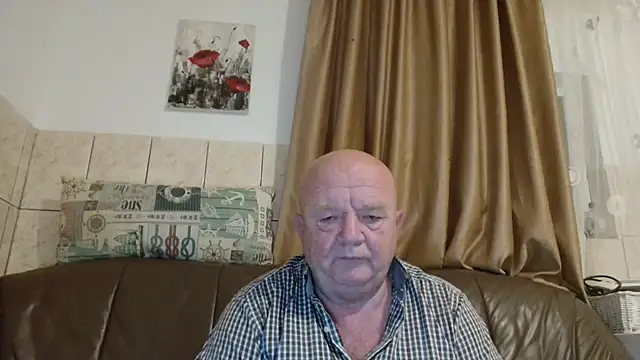 fullballs6 online show from October 2025 02:20:01 AM