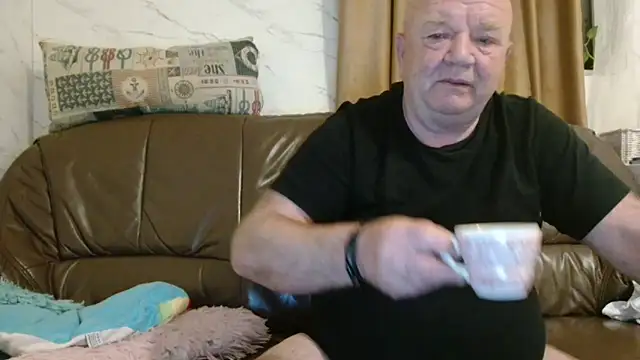 fullballs6 online show from April 2026 02:02:01 AM