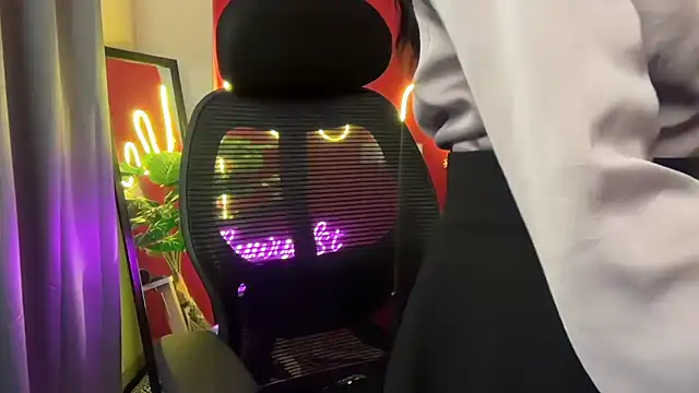 simrann 69 online show from September 2025 11:01:02 AM