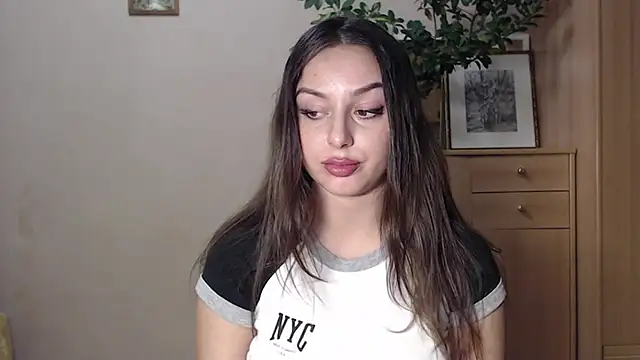 courtneyPerfect online show from January 2025 06:28:01 PM