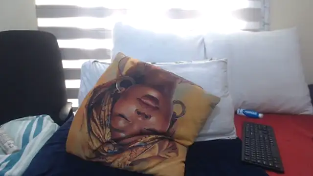 Foxybrownxx1 online show from June 2026 06:22:02 AM
